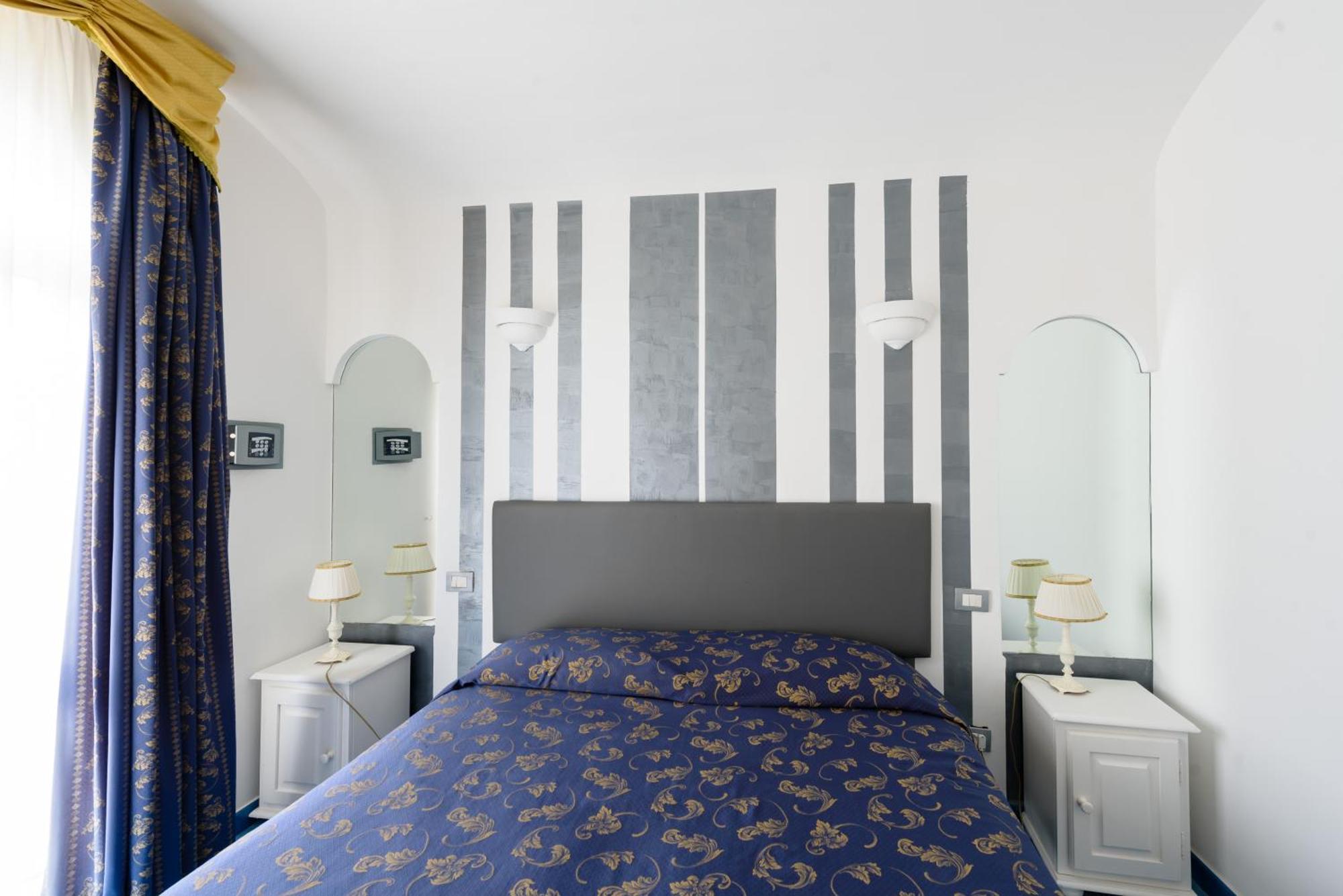 Double or Twin Room Terrace